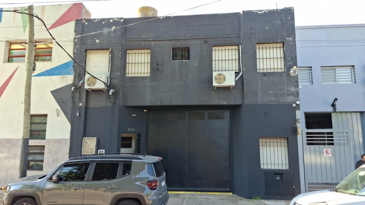 Galpon en Ramon Castro al 5100