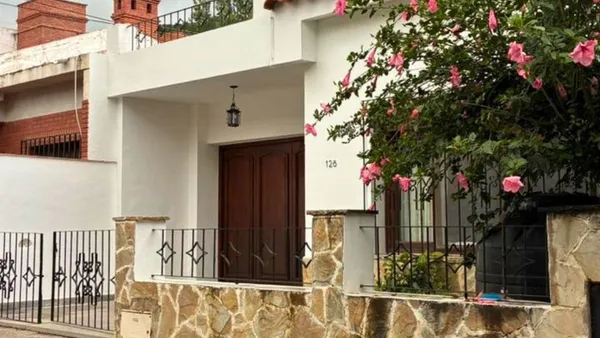 Casa en Los Pomelos al 100