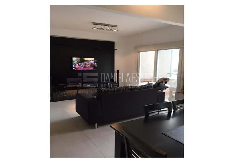 Departamento en Las Amapolas 1000