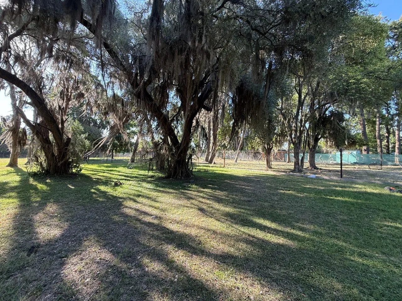 Terreno en Pedro D. Angelis , entre Ruta 9 y Miguel Cane