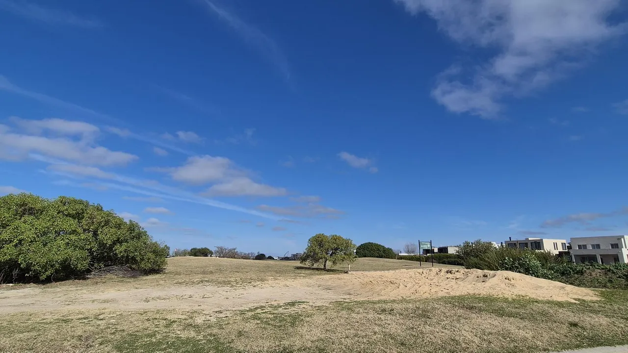 Terreno en VENTA LOTE al golf -Cantón Golf al