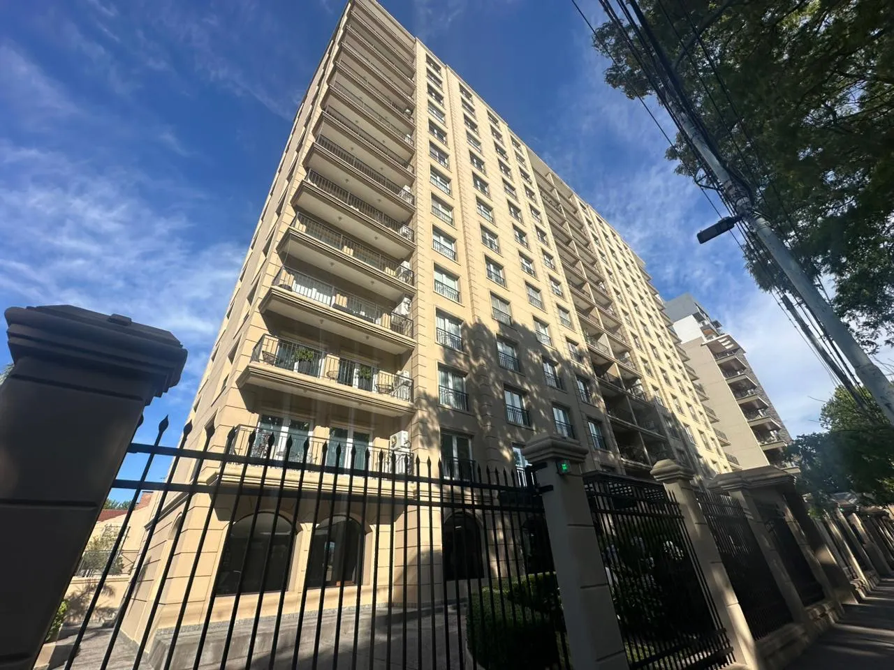 Departamento en Sarmiento al 360