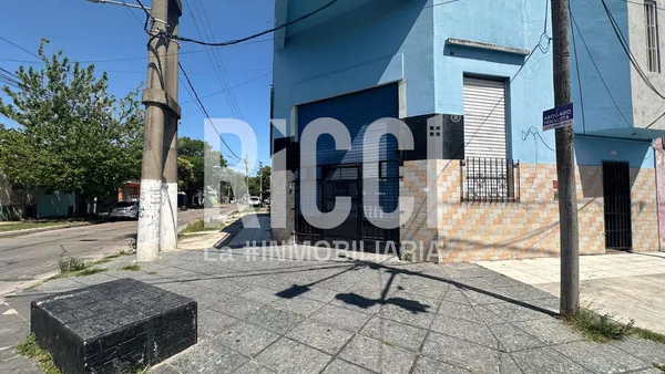 Local Comercial en 23 al 5900