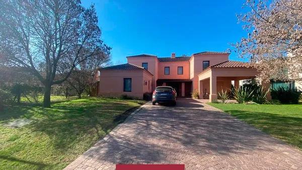 Casa en AYRES DE PILAR