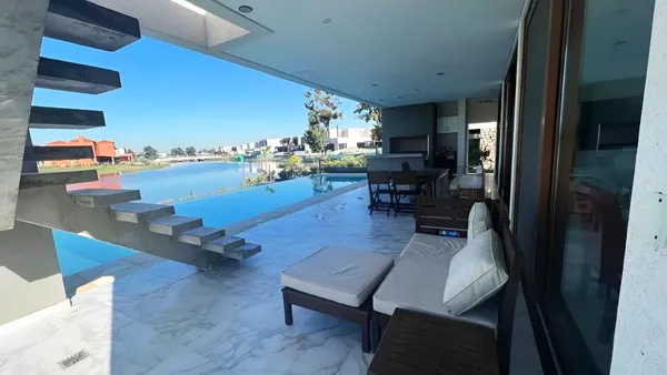 Casa en Laguna Grande