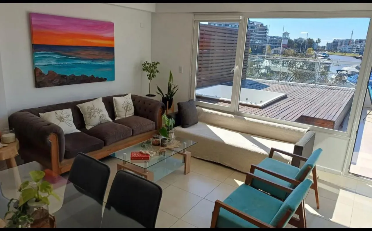 Departamento en Av del Mirador al 400