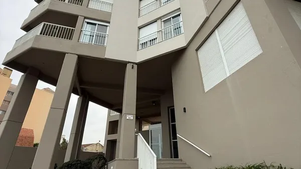 Departamento en COSTANERA al 300