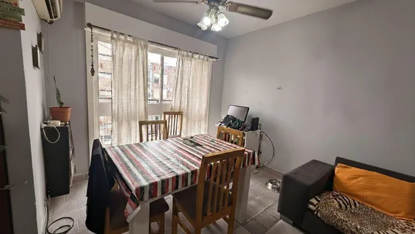 Departamento en PI Y MARGAL al 800