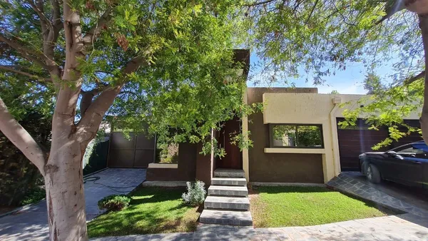 Casa en Barrio El Cortijo, Darragueira al 7300