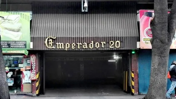 Cochera en Buenos aires, Edificio Emperador XX