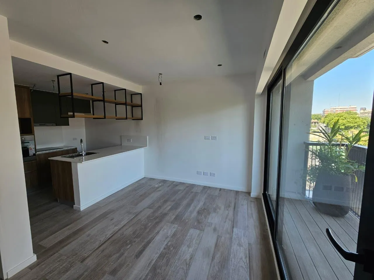 Departamento en Paroissien 2359