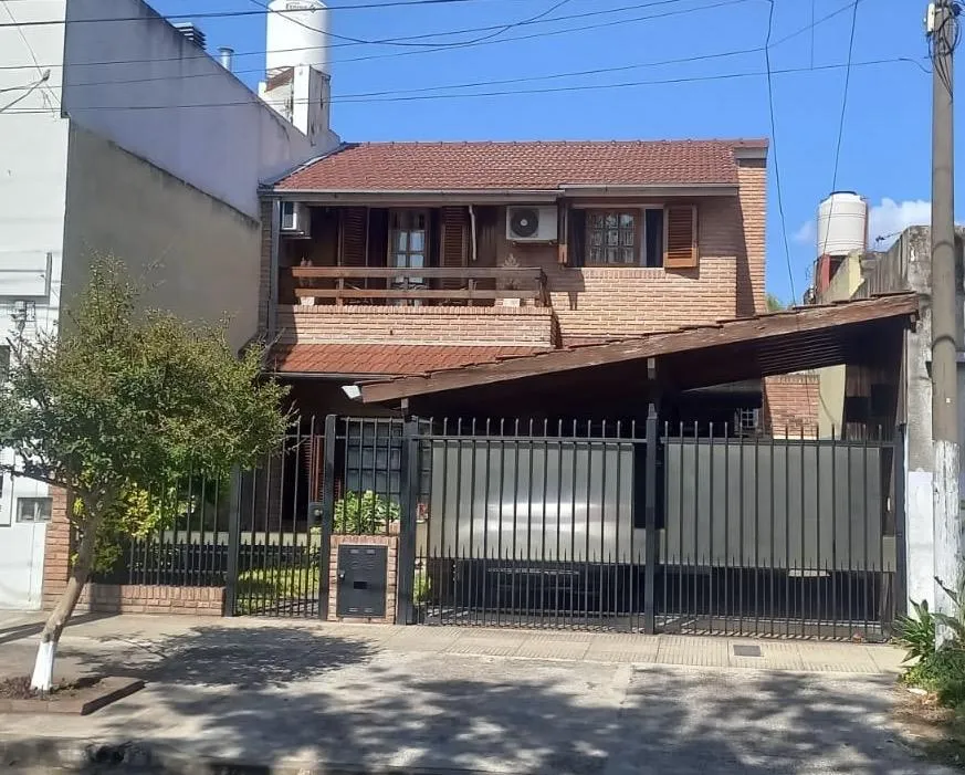 Casa en Remedios de Escalada de San Martin al 700