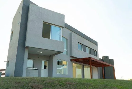 Casa en barrio privado san sebastian III area 2 lote al 100