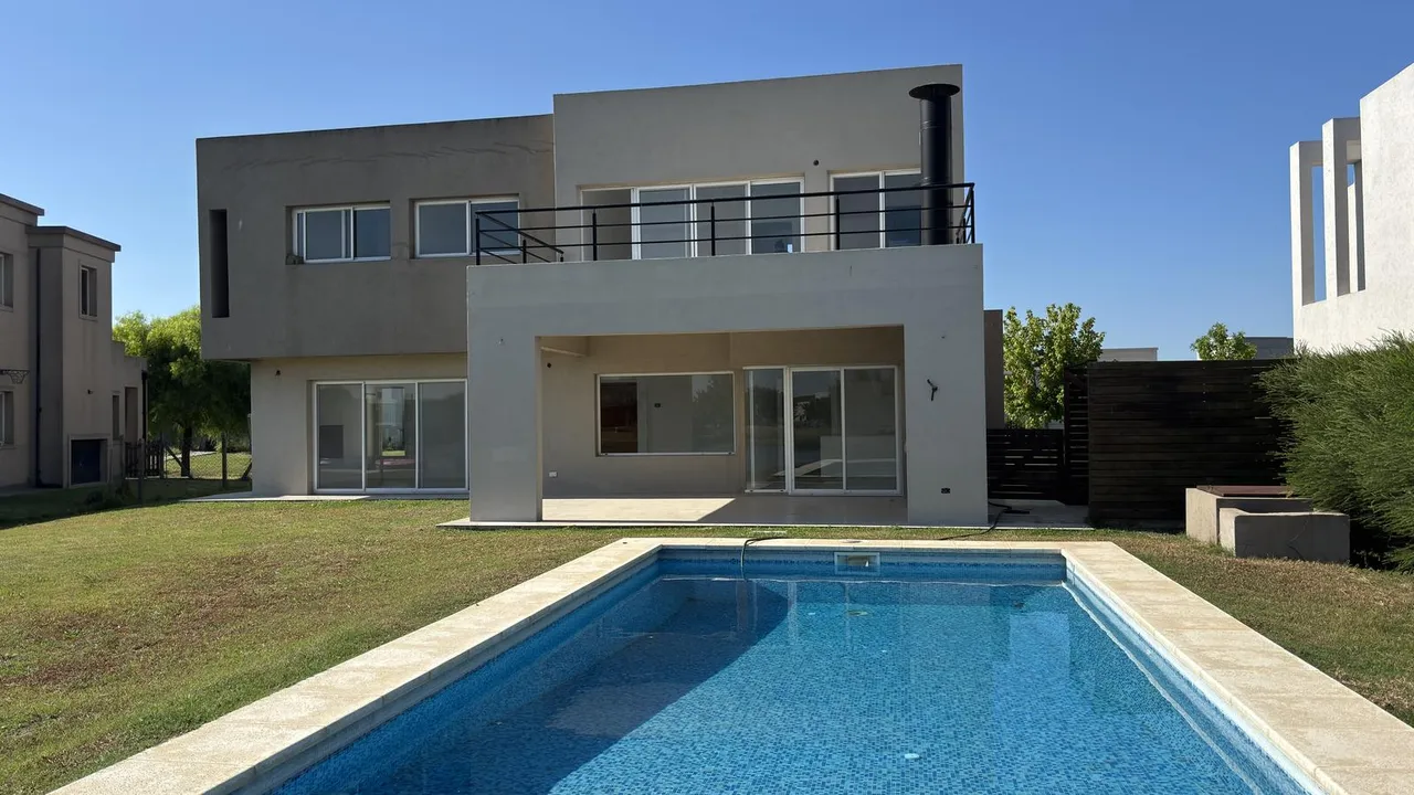 Casa en El Cantón
