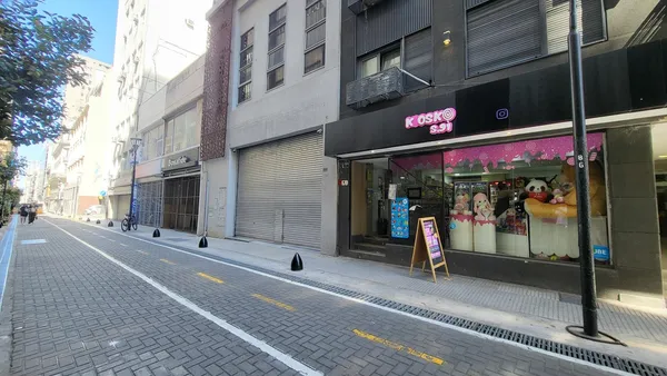 Departamento en SARMIENTO al 600