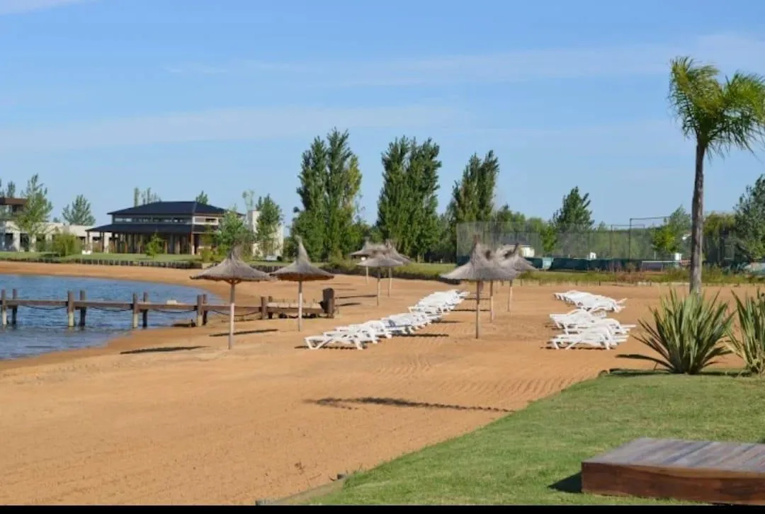 Terreno en Isla del este- Canal del Este y Arroyo perdido