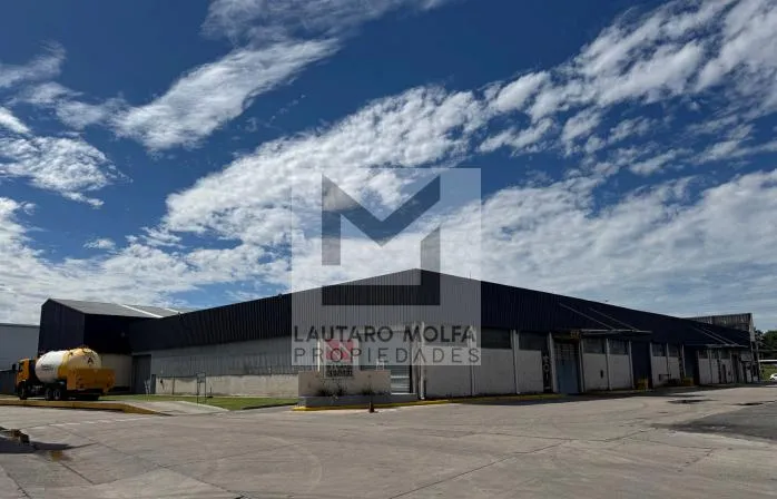 Galpon en Belisario Roldán al 2600