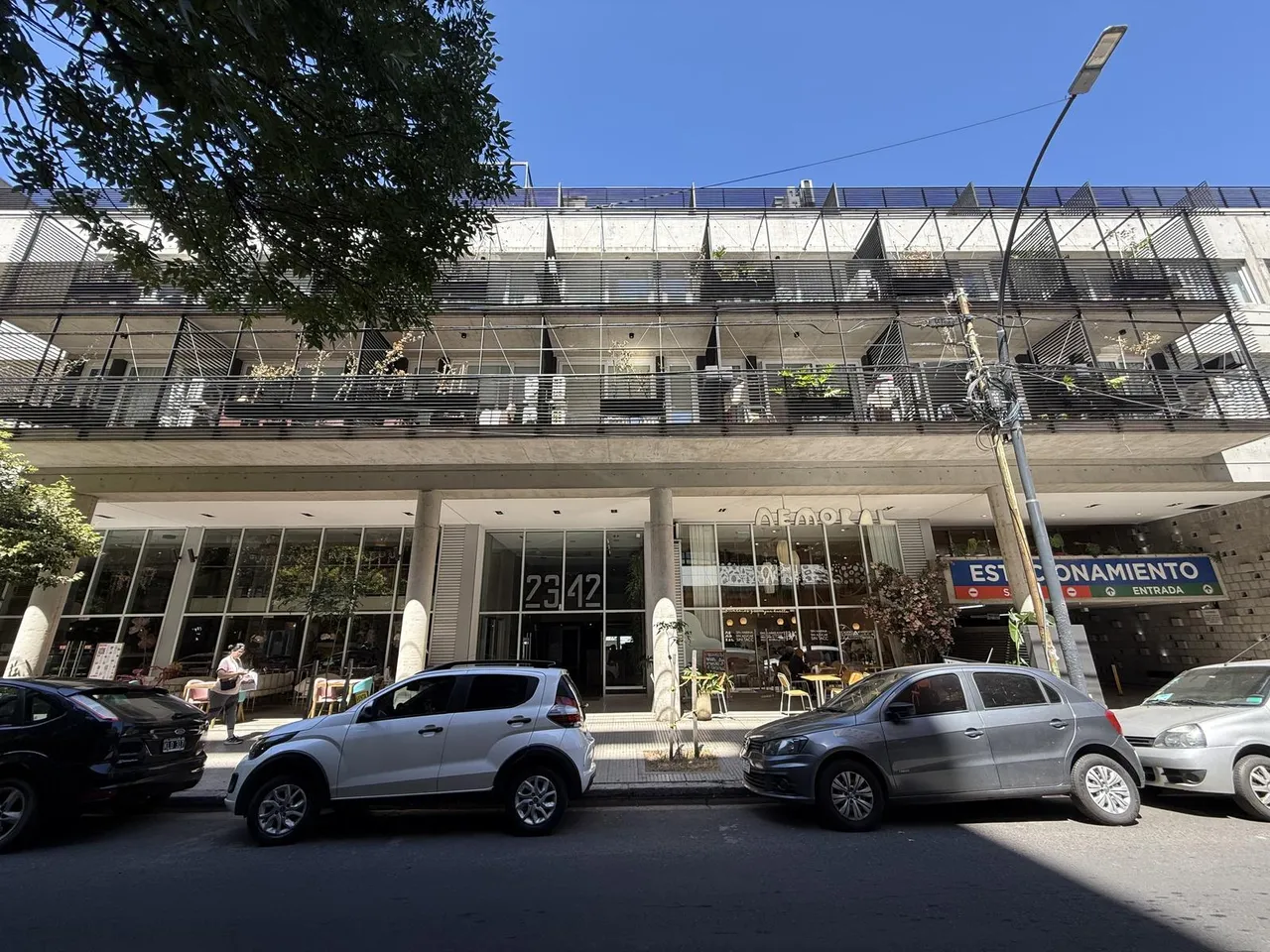 Departamento en Montañeses al 2300