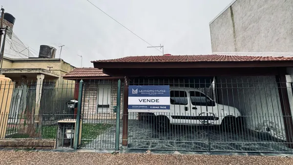 Casa en 147 al 2245