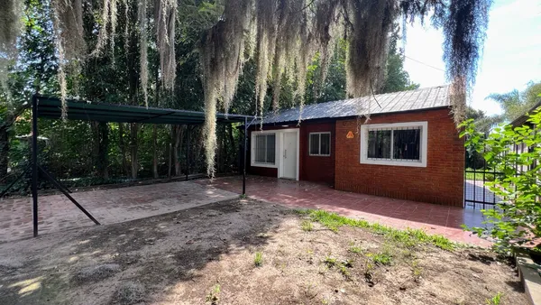 Casa en General Paz al 2400