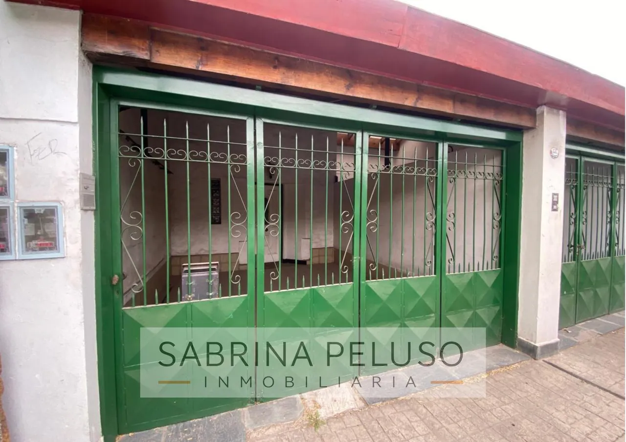 Departamento en hipolito yrigoyen 1500