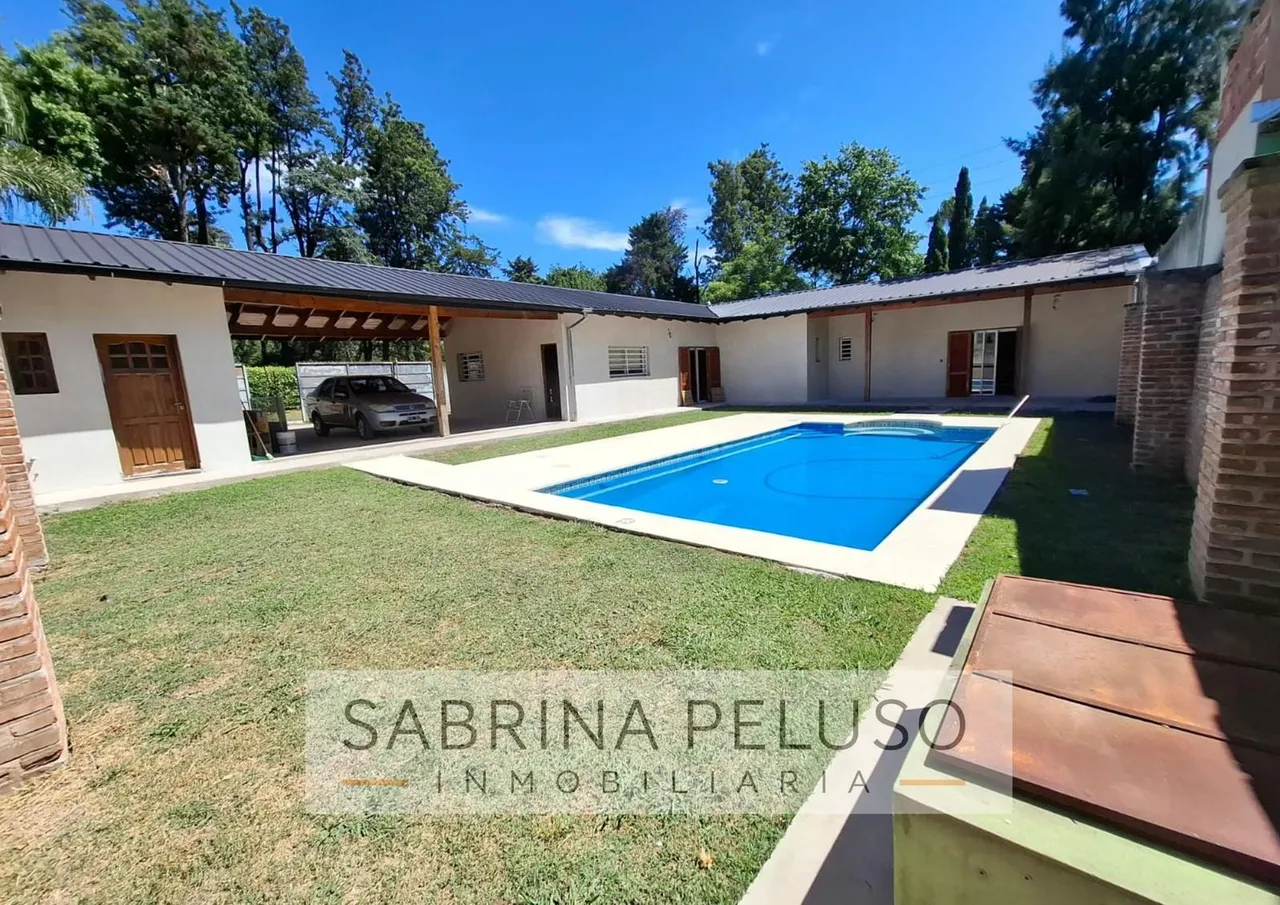 Quinta en Av. Miero al 2800