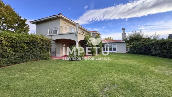 Casa en Comahue Golf Club