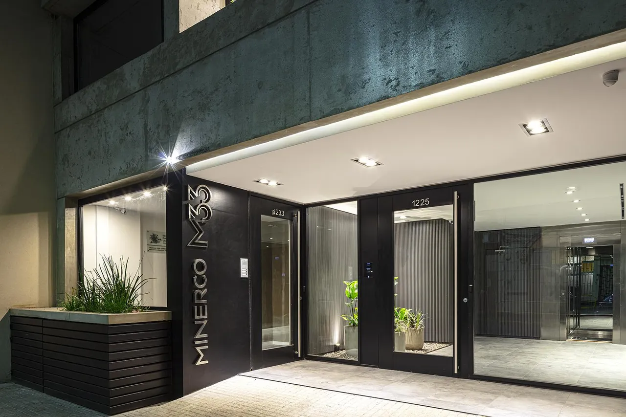 Departamento en SARMIENTO al 1200