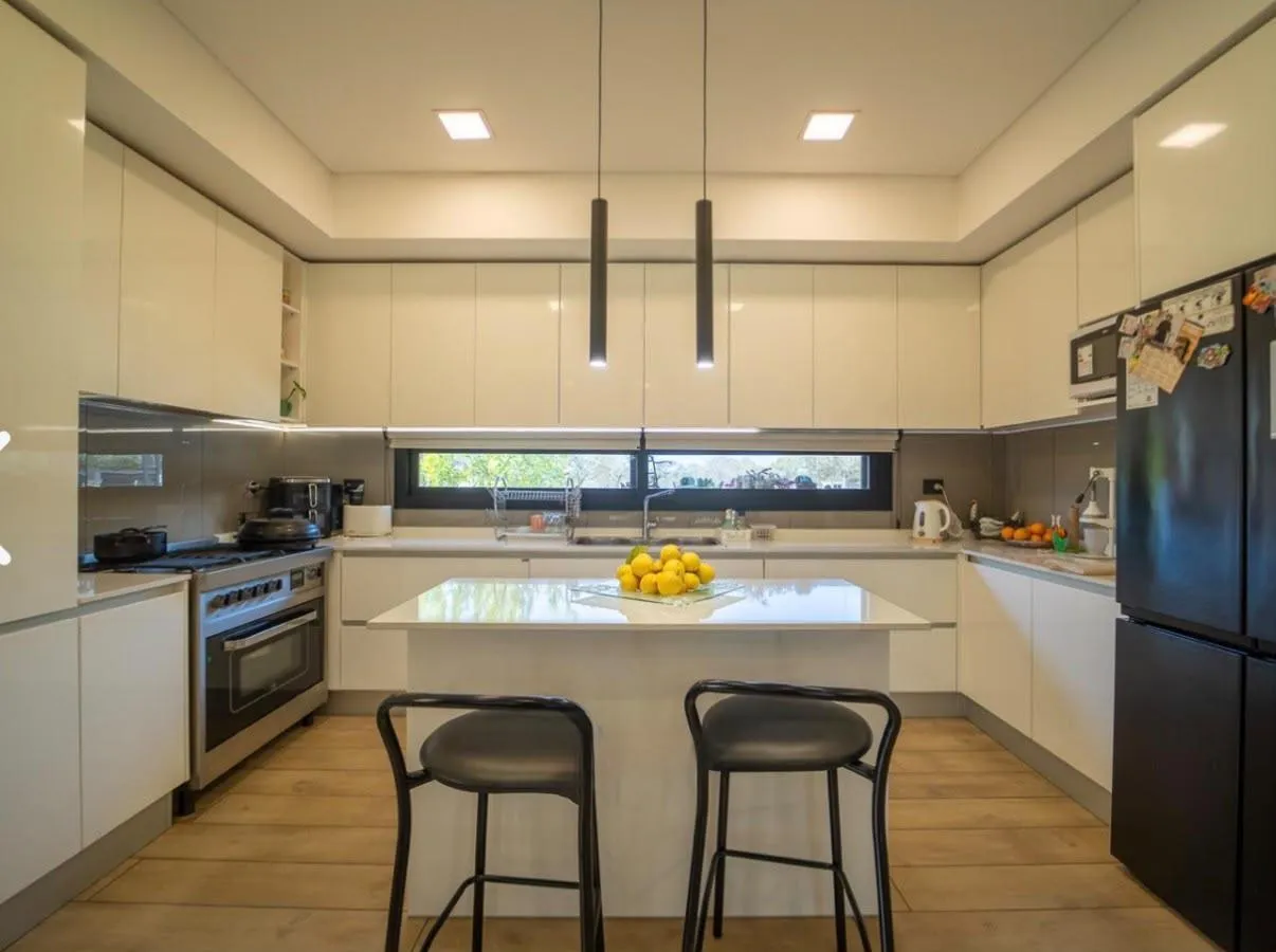 Casa en Casa Premium en Alqarias 7 Soles | 2 Dormitorios | Pileta | Calefacción Central | Una Planta