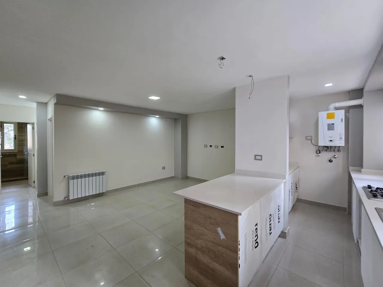 Departamento en Sgto. Cabral al 300