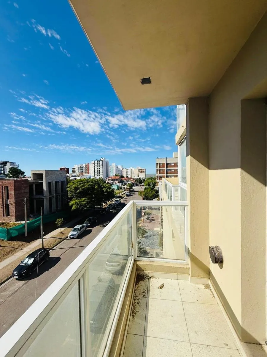 Departamento en Fossaty y Mendoza