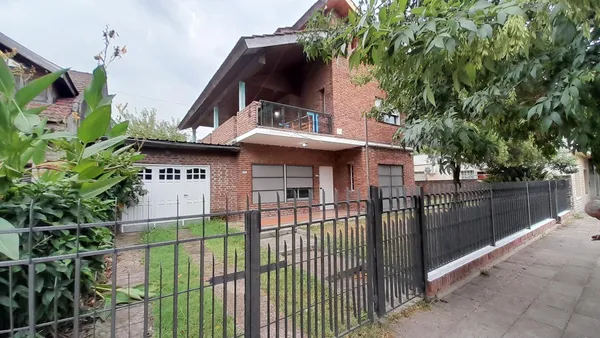 Casa en Rivadavia al 800, José C. Paz