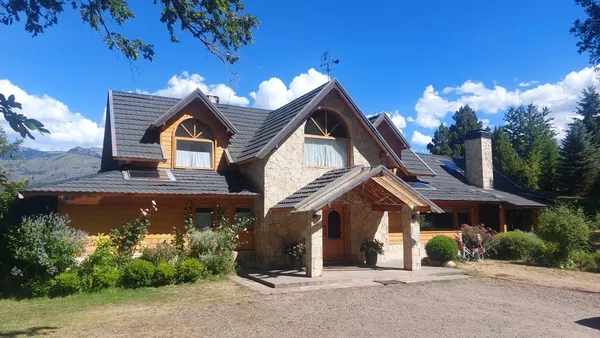 Casa en VENTA Casa de 500 m2 Lote de 5574m2 en el exclusivo Barrio San Lorenzo, San Martín de los Andes
