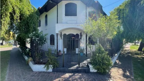 Casa en Lamadrid y Laprida