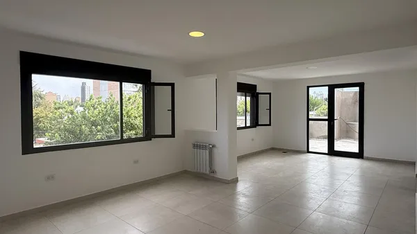 Departamento en Rivadavia al 800