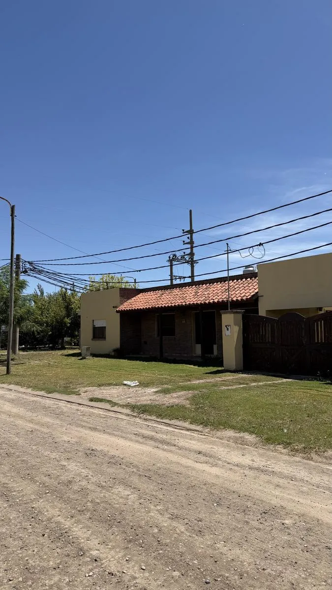 Casa en Rio de la plata al 1400
