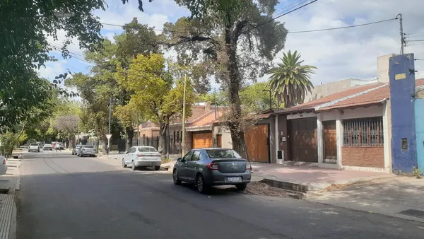 Casa en Ituzaingo al 2300