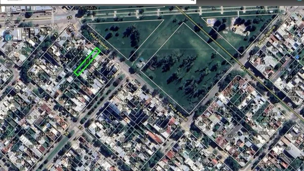Terreno en 26 al 200