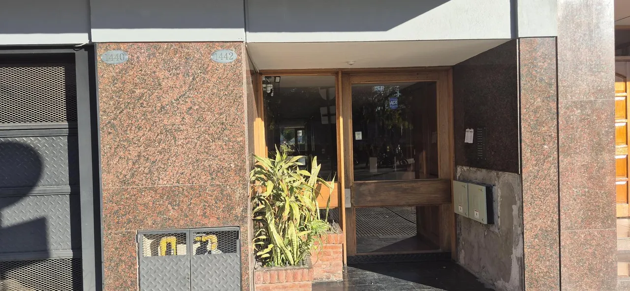 Departamento en Av. Asamblea 1442 piso 3°