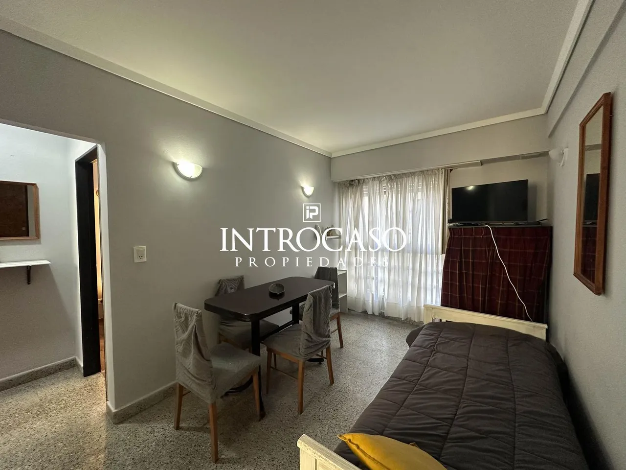 Departamento en Luro al 2800