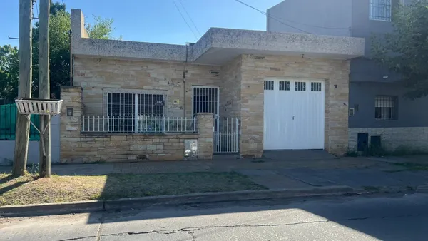 Casa en Santiago de Compostela al 700