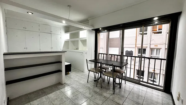 Departamento en Moreno al 2200 Piso 3