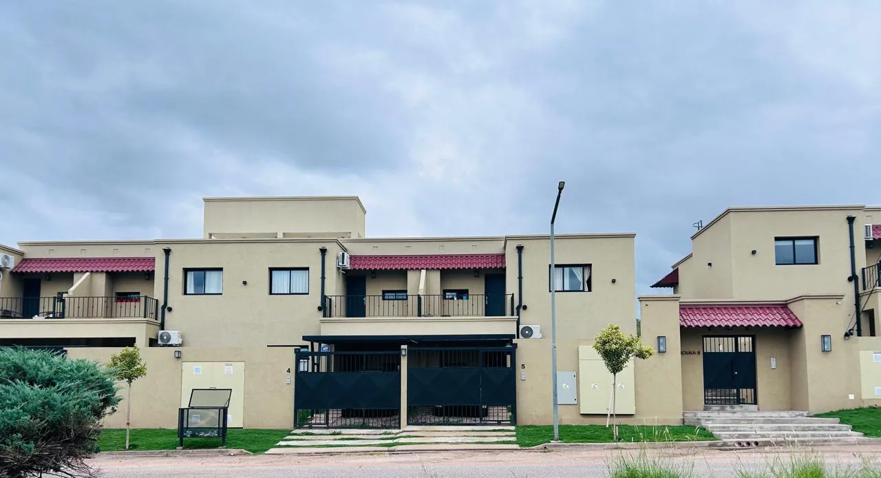 Departamento en Aguada de Pueyrredon - frente a los Quebrachos