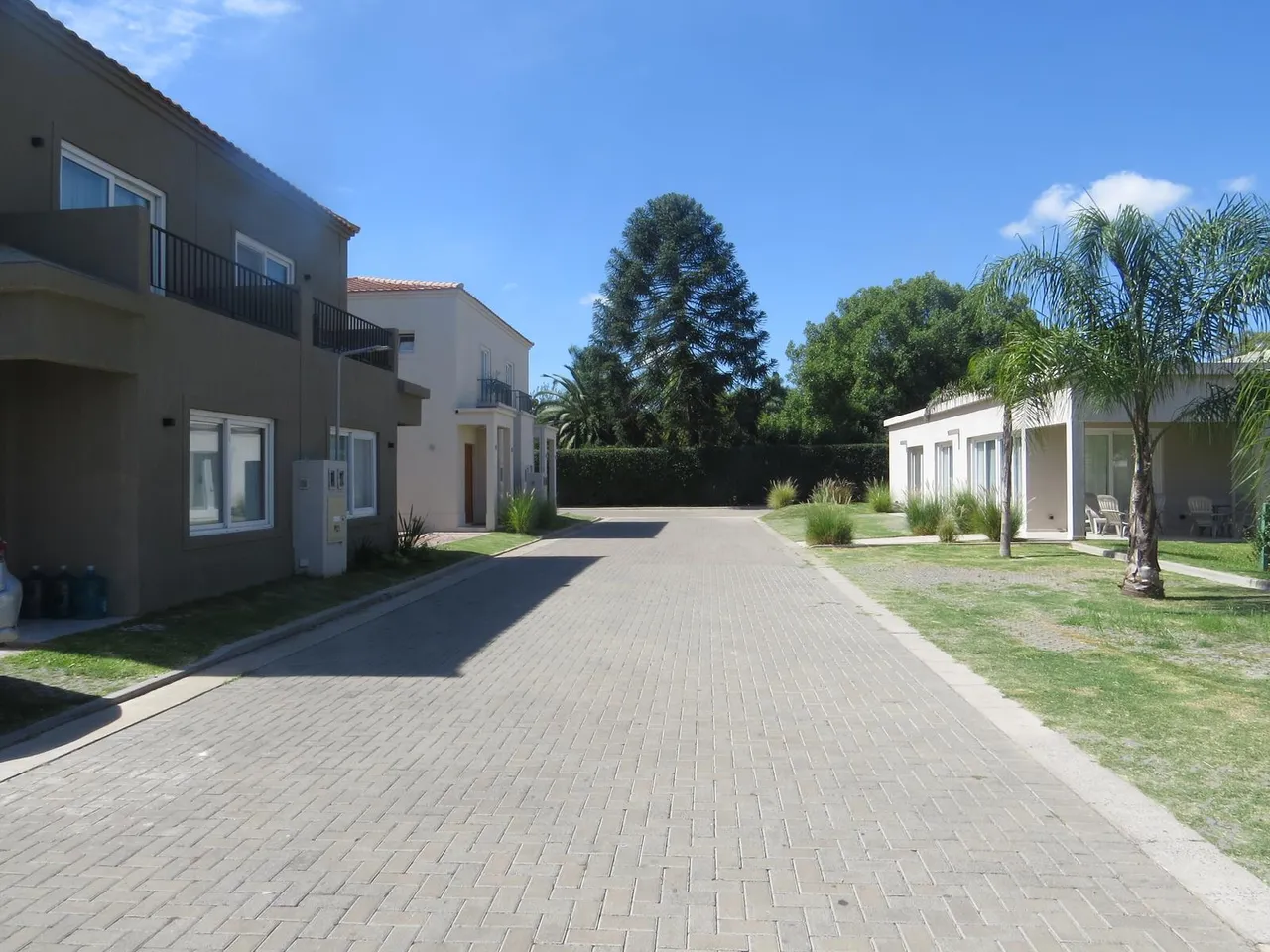 Casa en Saravi al 2000