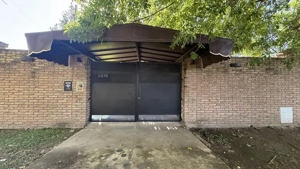 Casa en Los Tizones al 2900