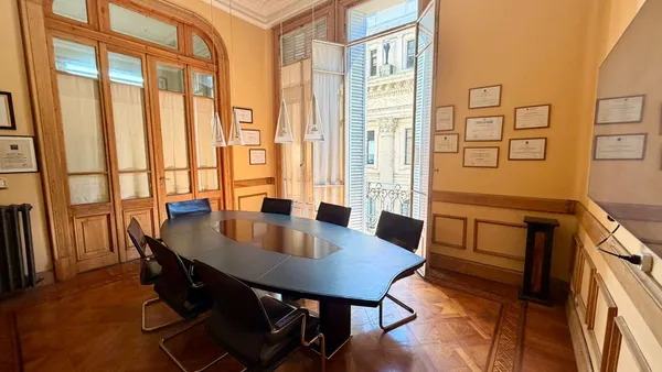 Oficina en Cordoba al 1400