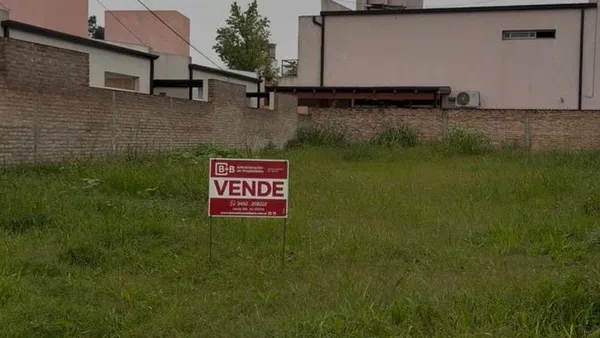 Terreno en Menchaca al 1000