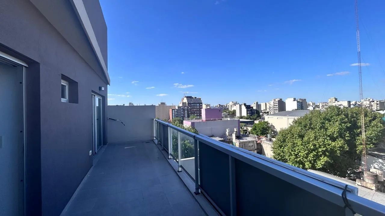 Departamento en Avenida Lisandro De La Torre al 300