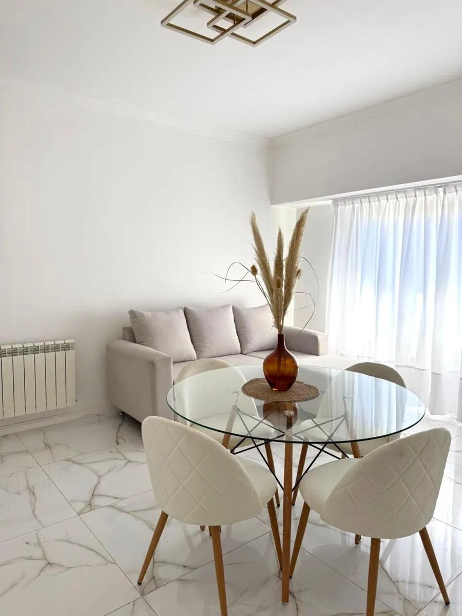 Departamento en Rivadavia al 2200