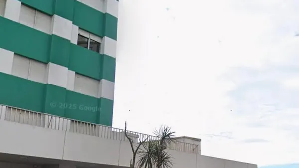 Cochera en LURO al 2200